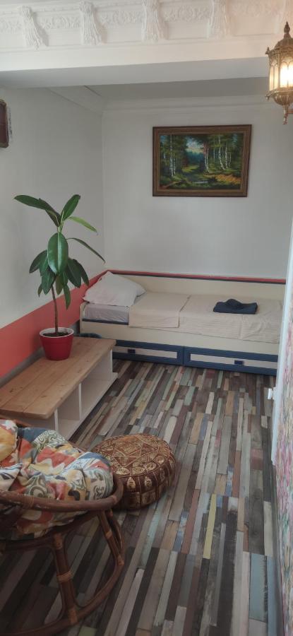 Inessa Center Budget Room Chişinău Esterno foto
